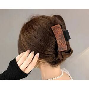 Women’s Matte Western Sunflower Pattern‎ Design Craft Claw Clip,Faux Leather NEW